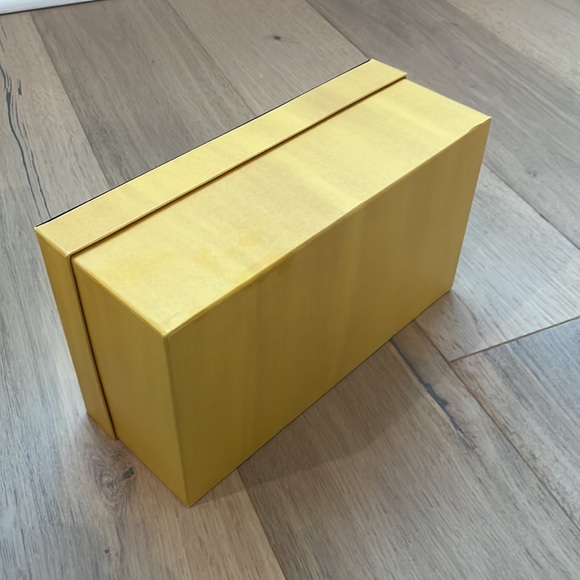 Empty Fendi shoe box - Picture 4 of 4